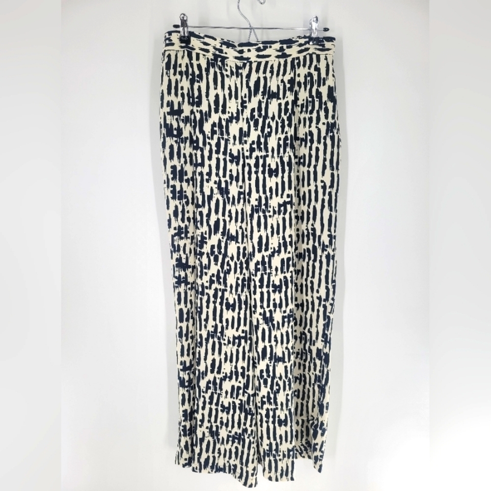 Vince Camuto Black & White Pattern Flowy Pants Wide Legs Size M